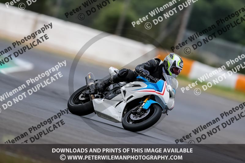 estoril;event digital images;motorbikes;no limits;peter wileman photography;portugal;trackday;trackday digital images